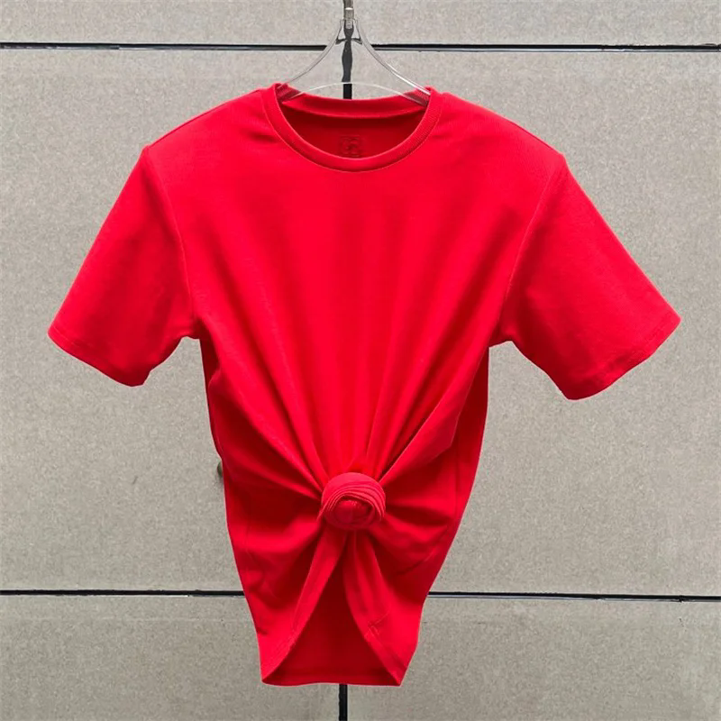 T-shirt femme 2025 été nouveau haut à manches courtes tricoté élastique fleur 3D décoré col rond pull pur coton haut court