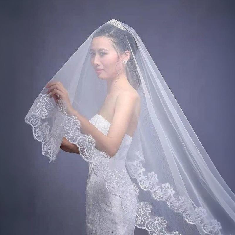 Nouveau voile de mariée court pour un style simple, accessoire de mariage, voile court en dentelle monocouche 1,35 x 1,1 mètres