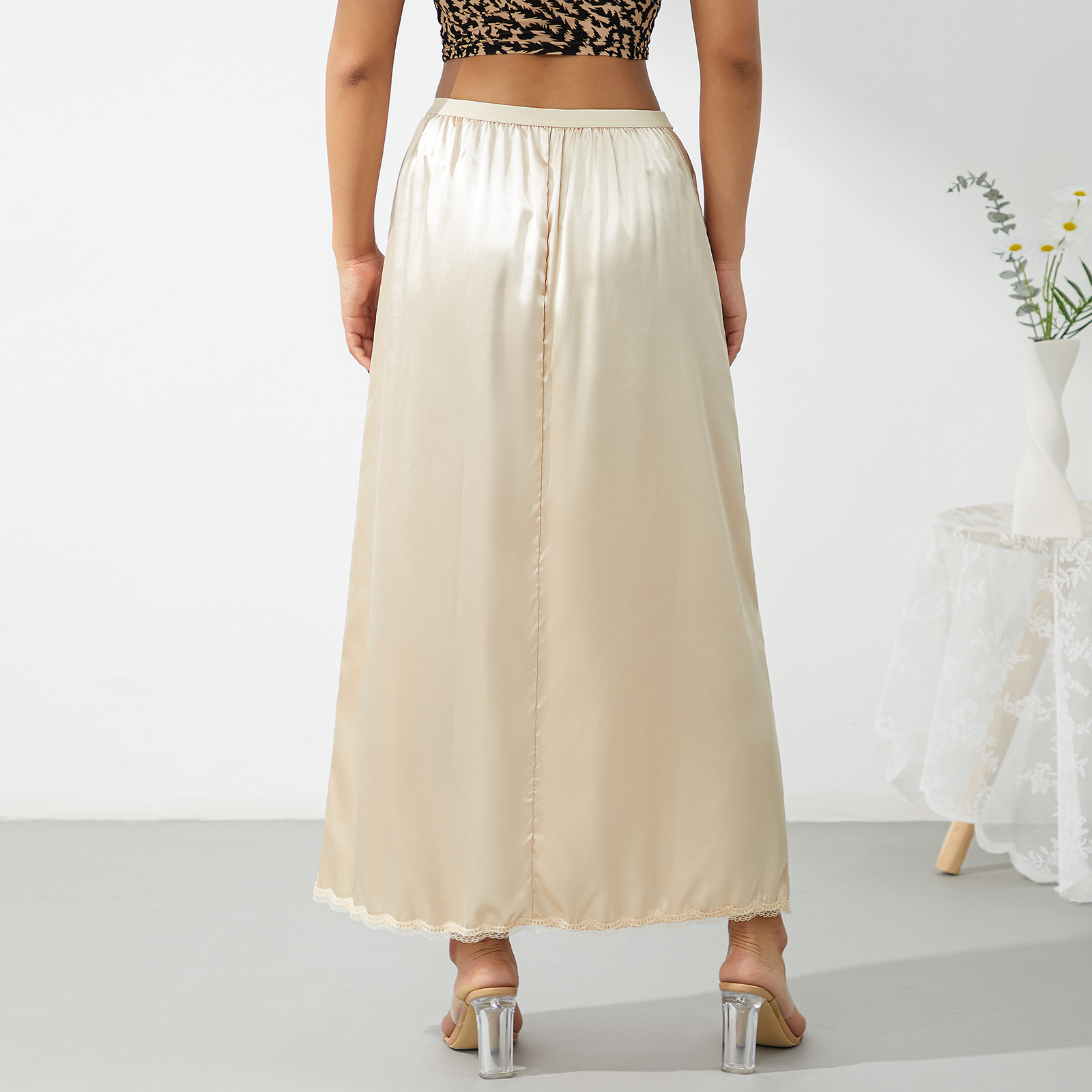 Taille élastique doublure intérieure jupe Midi femmes couleur unie Satin demi-slip sous-jupe longue sous-jupe pour dames blanc/noir/jaune