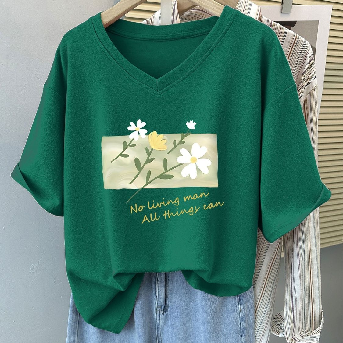 T-shirt d'été en coton à motif dessin animé pour femme, col en V, grande taille XL-6XL (jusqu'à 150 kg), haut décontracté pour femme