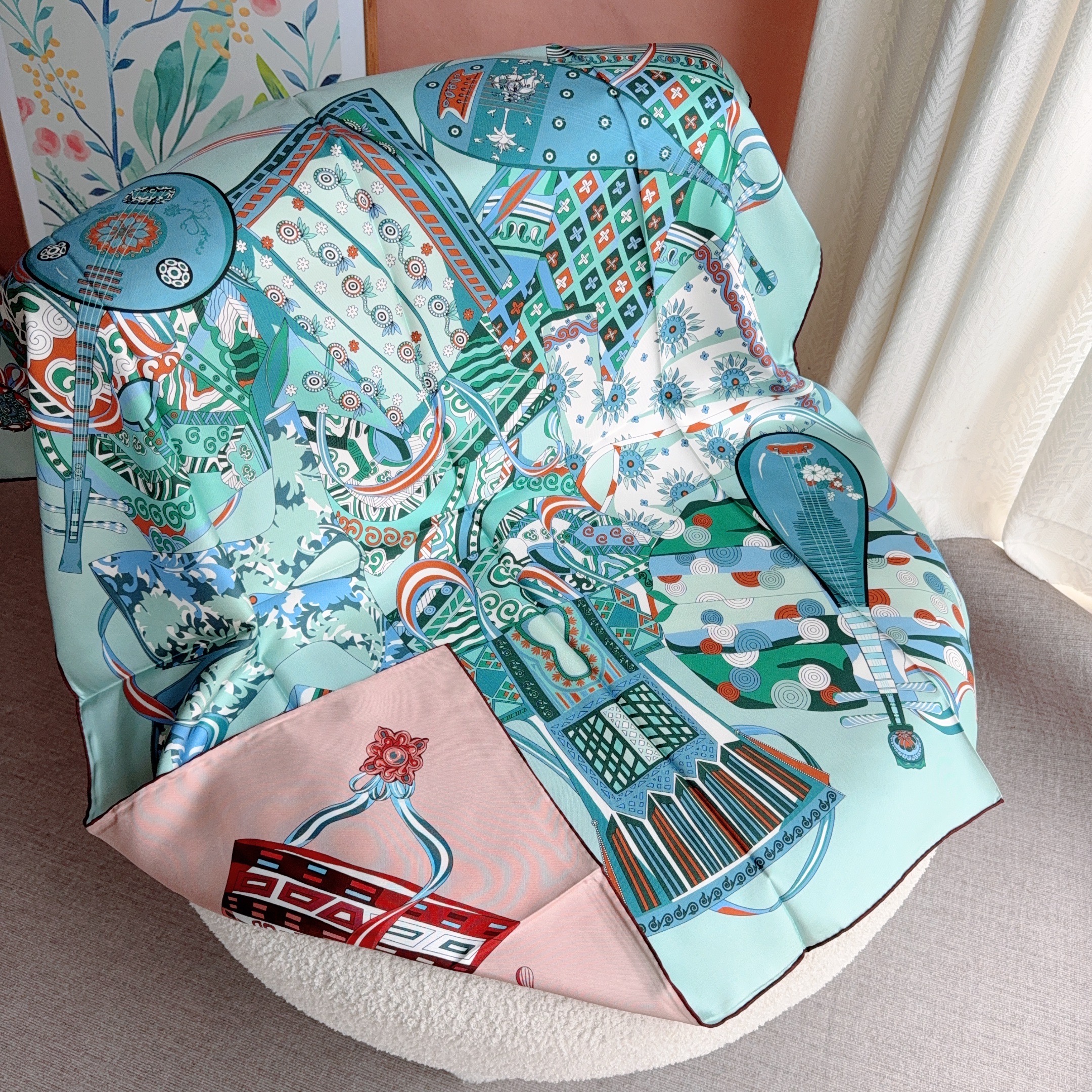 Nouveau Foulard Carré Double Face 90x90cm 100% Soie, Motif Instruments Rétro Classiques, Foulard de Tête Tendance pour Femme, Bandana