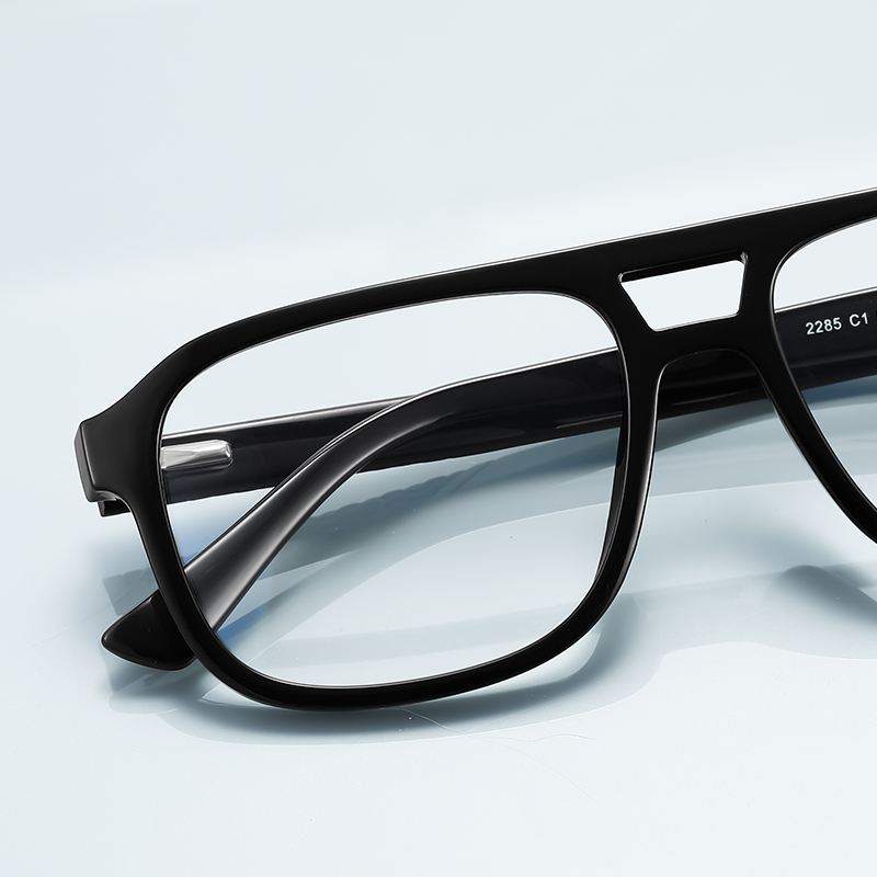 Monture de lunettes carrée classique pour homme en TR90, ultra-légère, avec branches antidérapantes, lunettes fiables pour un confort professionnel et quotidien