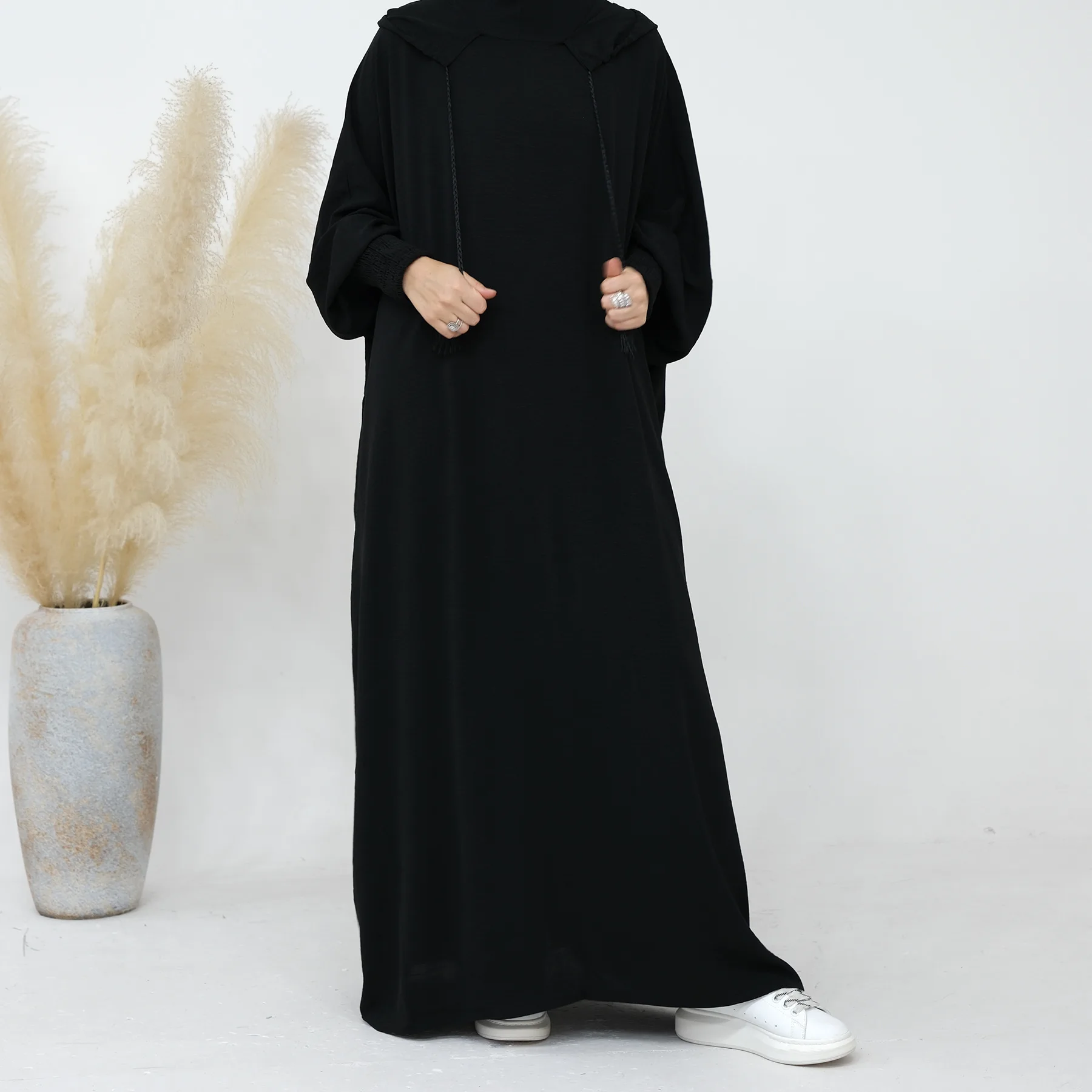 2024 vêtements pour femmes musulmanes mode été automne musulman à manches longues couleur unie longue Abaya Hijab robe caftan Abaya dubaï