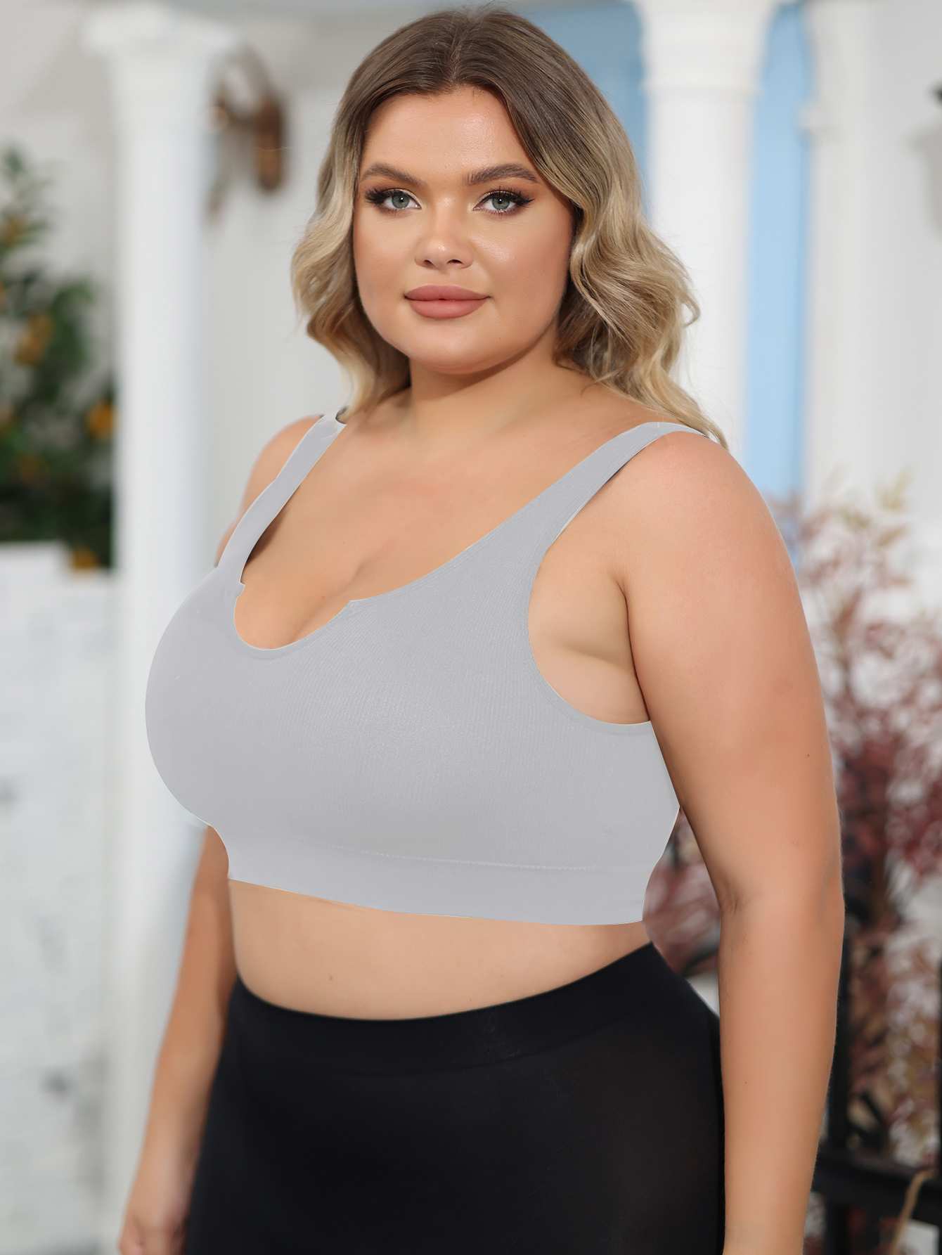Le soutien-gorge sous-vêtements grande taille pour femmes est confortable, sans armatures, rassemblé pour fermer les seins latéraux et prévenir l'affaissement