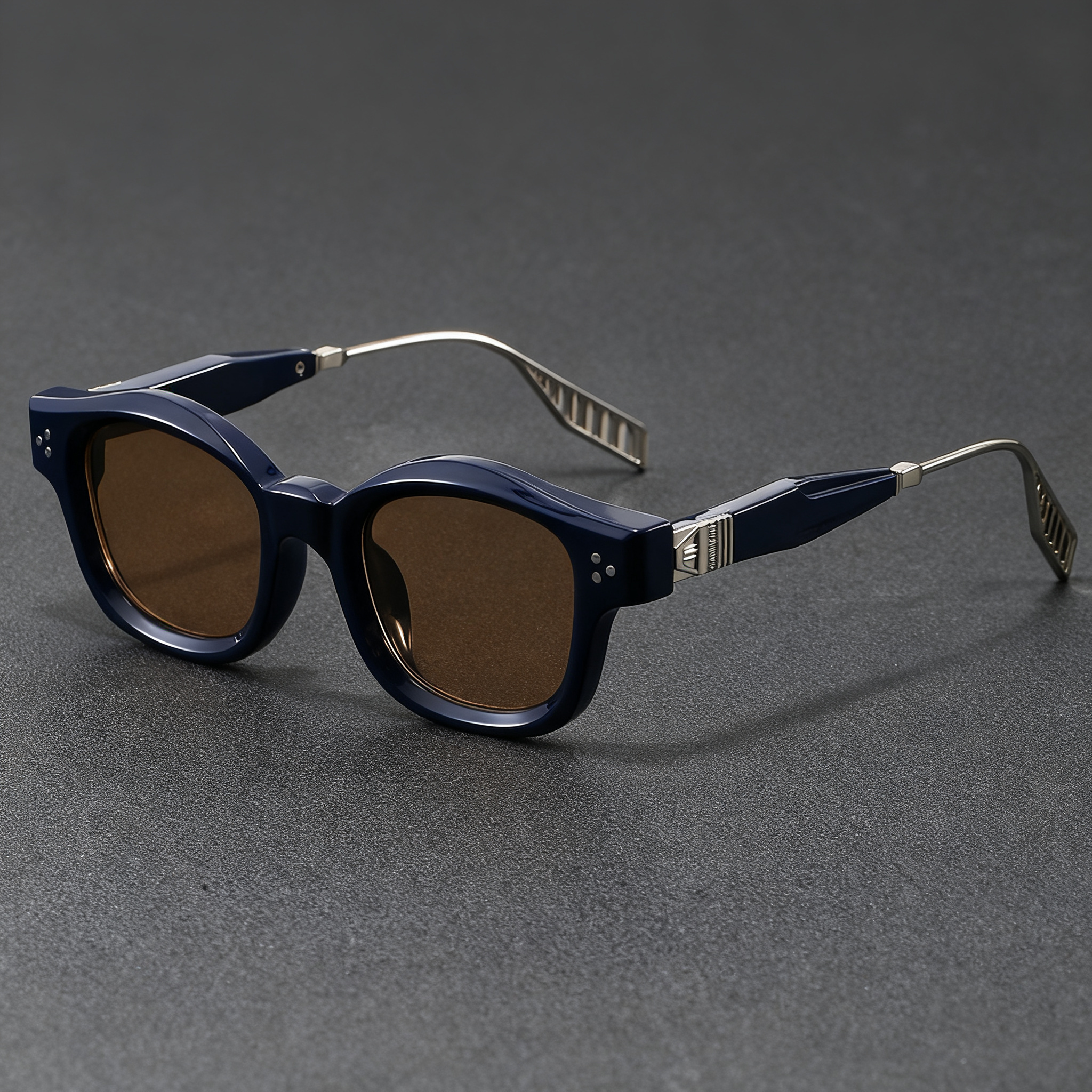 Nouvelles lunettes de soleil de marque pour hommes, monture avancée, verres carrés tendance, rivets, lunettes de soleil pour femmes, lunettes de conduite, protection UV400
