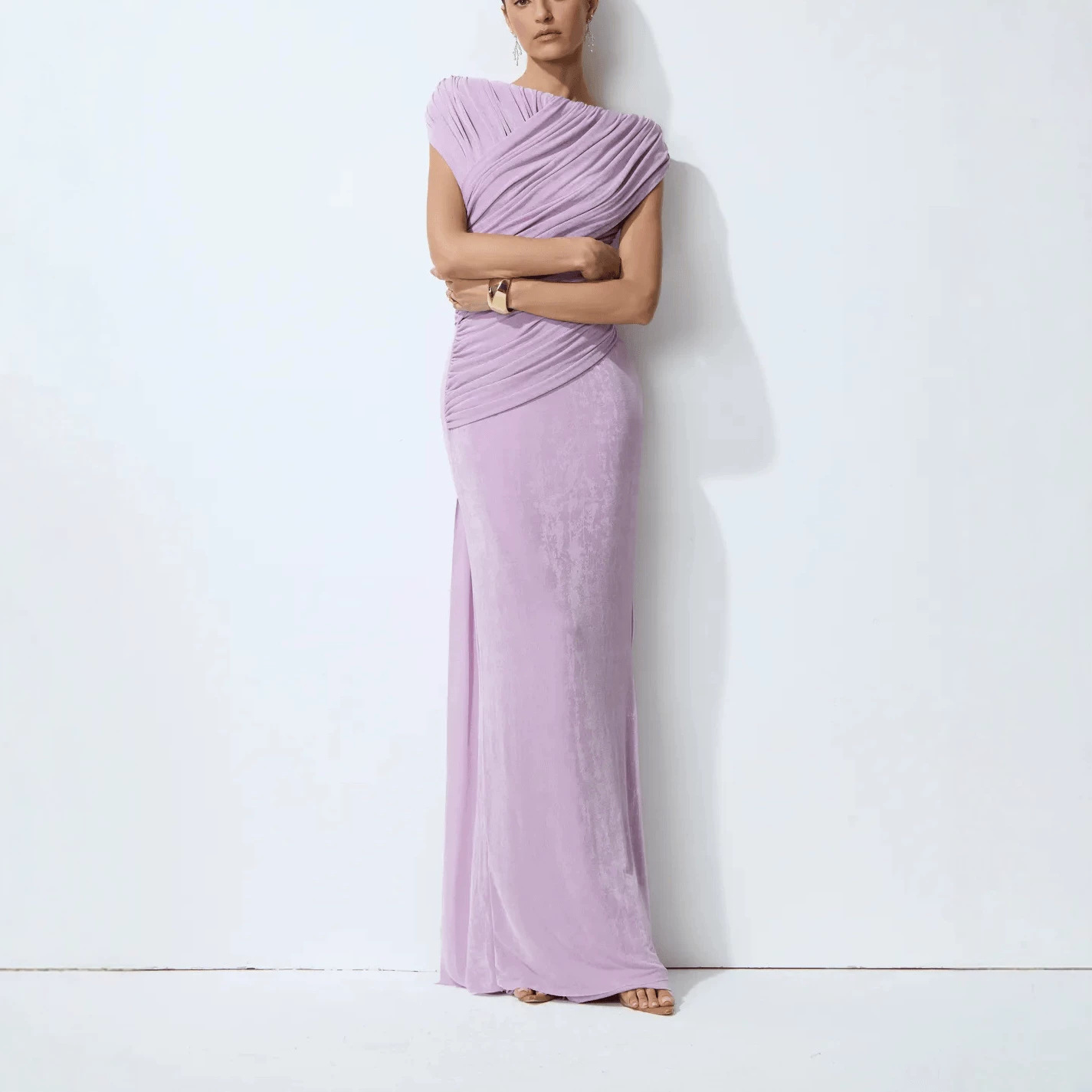 Robe de soirée plissée élégante et amincissante, mode transfrontalière, vêtements féminins, taille haute, épaules dénudées, longue robe en polyester