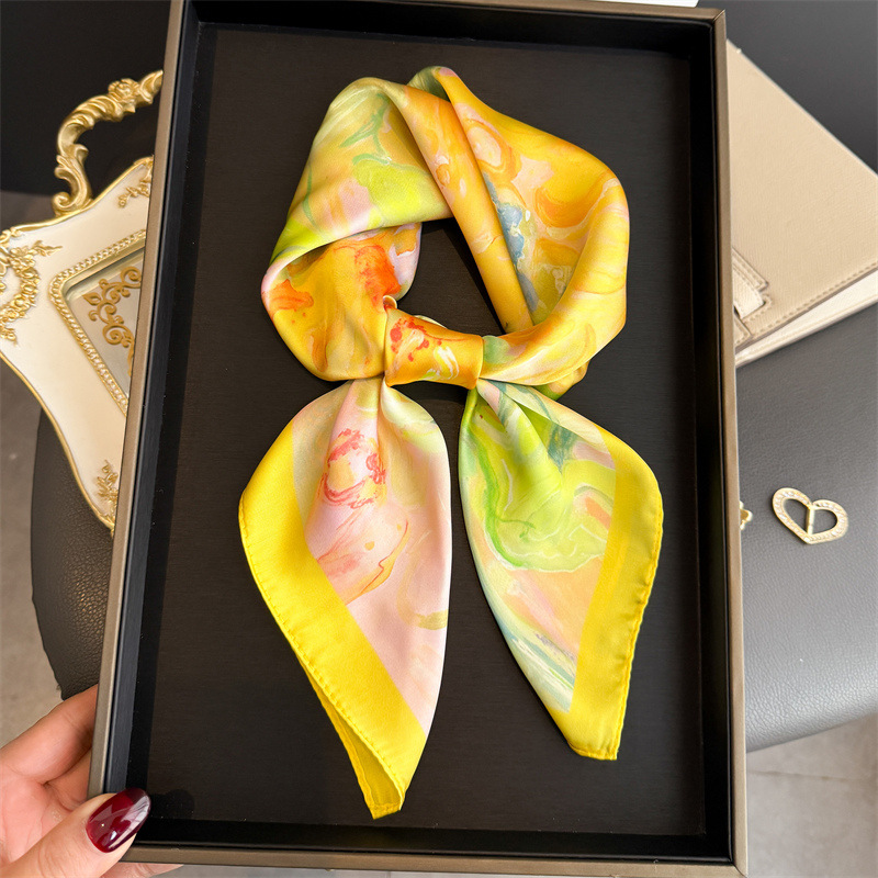 Foulard en fibre de polyester douce pour femme, motif peinture à l'huile 70x70cm, nouvelle mode, polyvalent, accessoire de mode pour vêtements et sacs