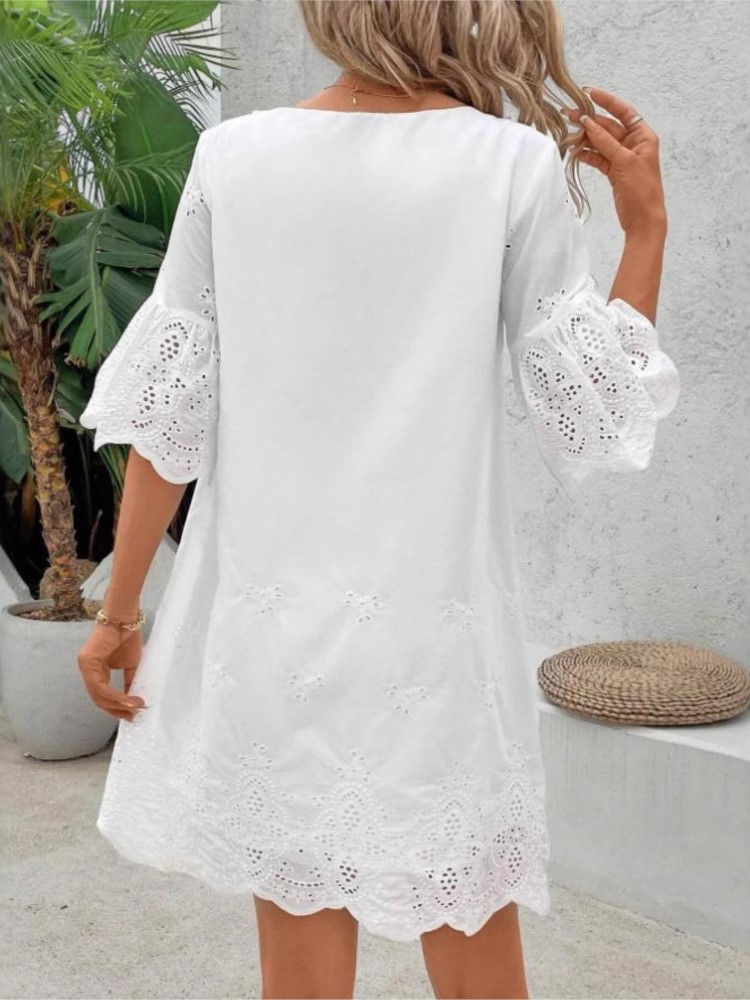 Nouvelle Robe Décontractée Chic à Col V en Dentelle et Manches Courtes, Élégante et Creuse, Blanche, Idéale pour le Bureau, les Fêtes et les Vacances, Robe Femme Été