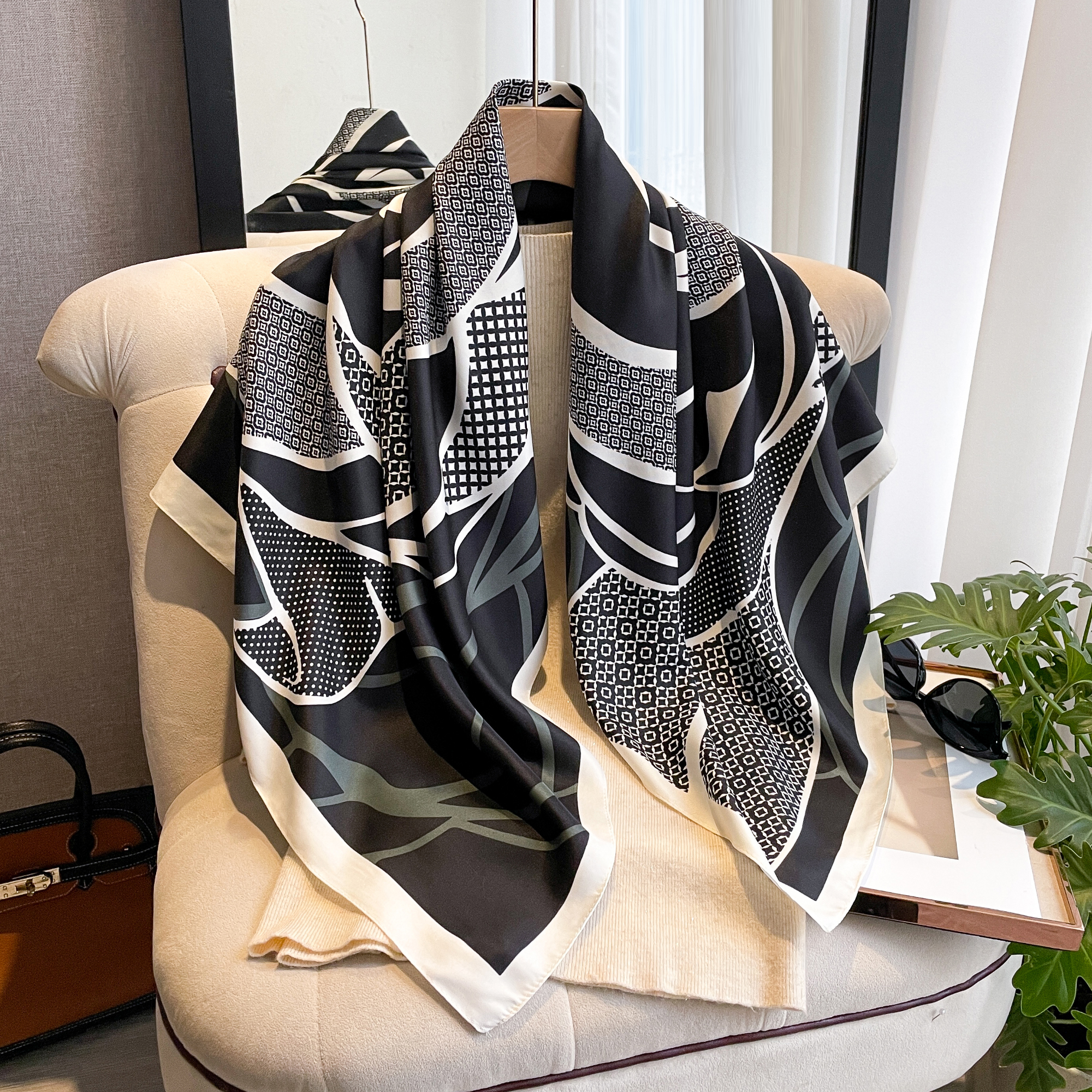 Nouveau Design de luxe 90cm sergé soie femmes écharpe crème solaire Foulard châle Hijab femme cheveux Hijab enveloppes Foulard Bandanda Echarpe