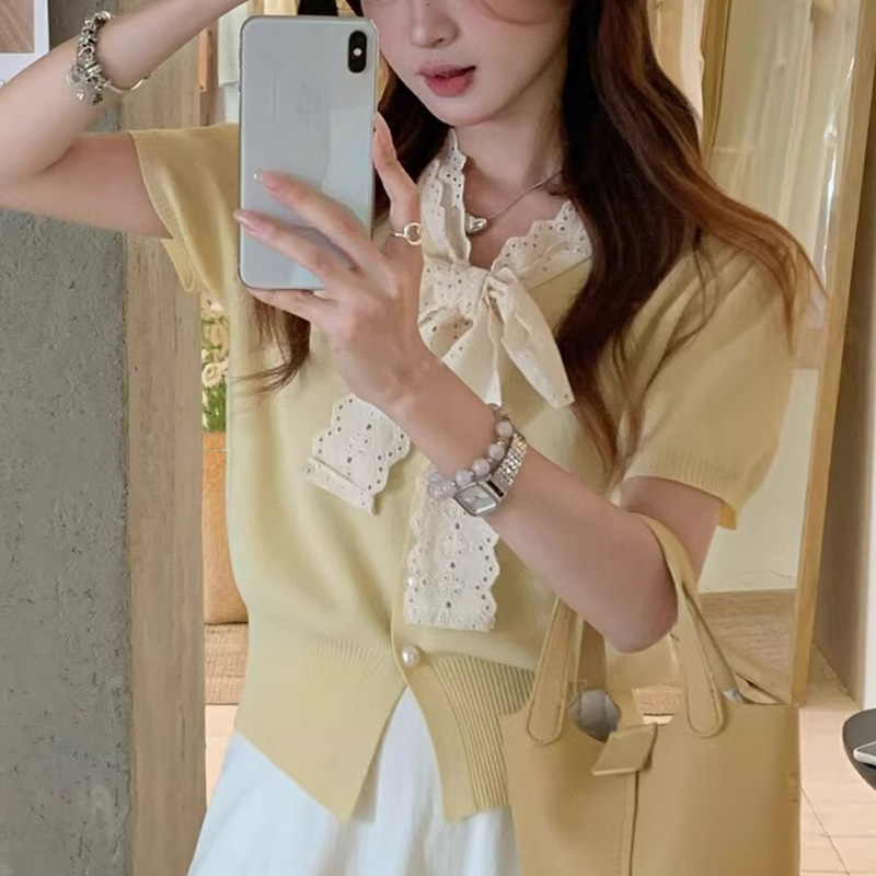 Cardigan à manches courtes pour femmes, pull d'été, mode coréenne, hauts jaunes, vêtements Y2K, col en V, nœud tricoté, 2025