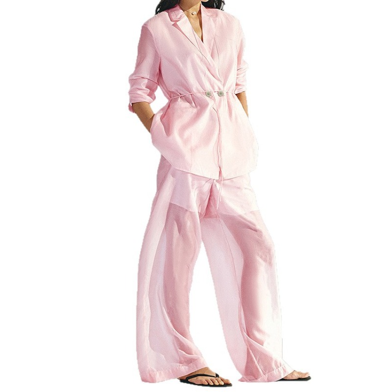 Nouveau ensemble de costume transparent de style européen et américain avec un design élégant et décontracté en 2025