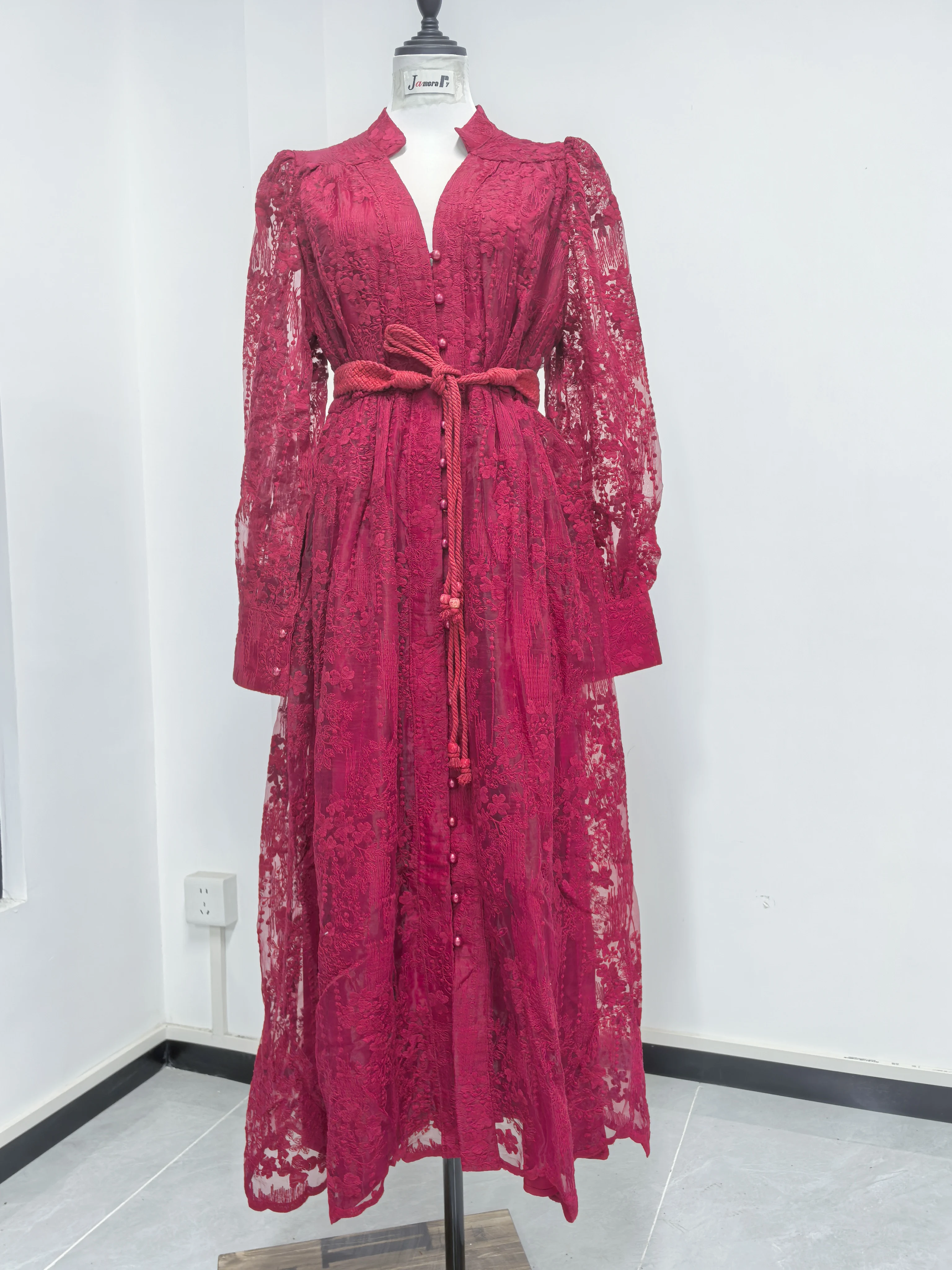 Robes formelles brodées de luxe pour femmes, lanterne d'été et d'automne, manches longues, dentelle, perles, bal de promo, robe de soirée d'anniversaire