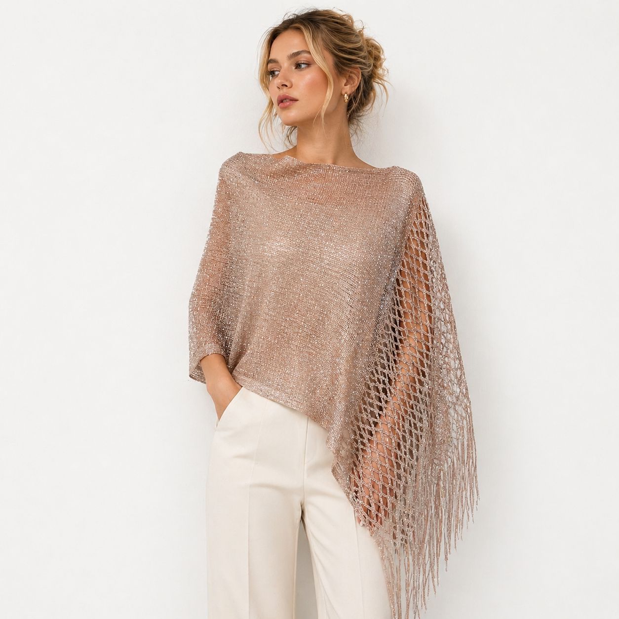 Châle-écharpe en maille ajourée à franges, fil doré et argenté, pour femme - Collection Printemps/Été - Idéal pour les soirées