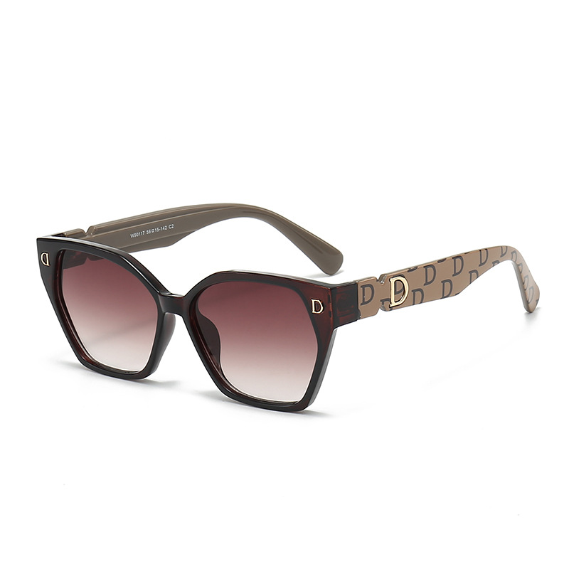 Nouvelle tendance lunettes de soleil œil de chat pour hommes et femmes personnalité senior mode miroir nouveau carré rétro lettre D haut sens conduite