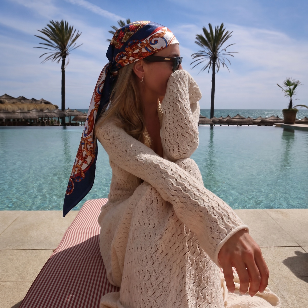 Foulard carré de mode, Hijab, Bandana, Mouchoir, Foulards en satin, Foulard de tête pour femme, Bandeau de luxe pour femme, Accessoire de voyage pour la tête