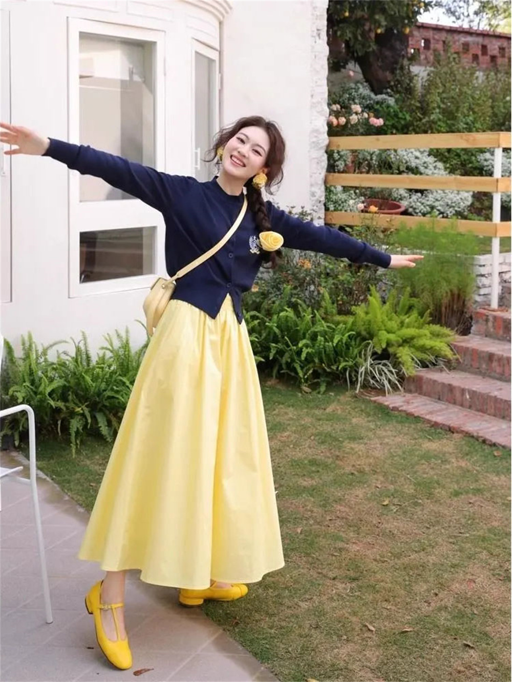 Jupe longue plissée élégante jaune pour femme, taille élastique, coupe ajustée, style décontracté printemps-été-automne