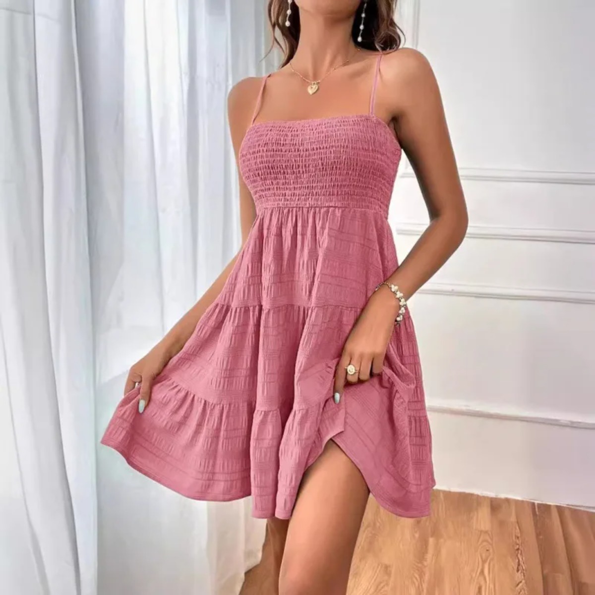 Robe mini bustier smockée à bretelles spaghetti pour femmes, robe à volants à étages bleue, robe décontractée d'été, tenue de plage pour les vacances