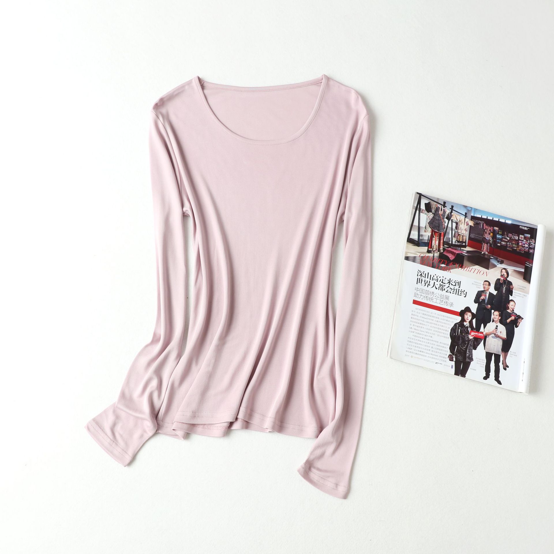 30% soie de mûrier + 70% Vicose élastique haute élasticité femmes soie tricoté col rond coupe ajustée chemise de fond dames maillots de corps