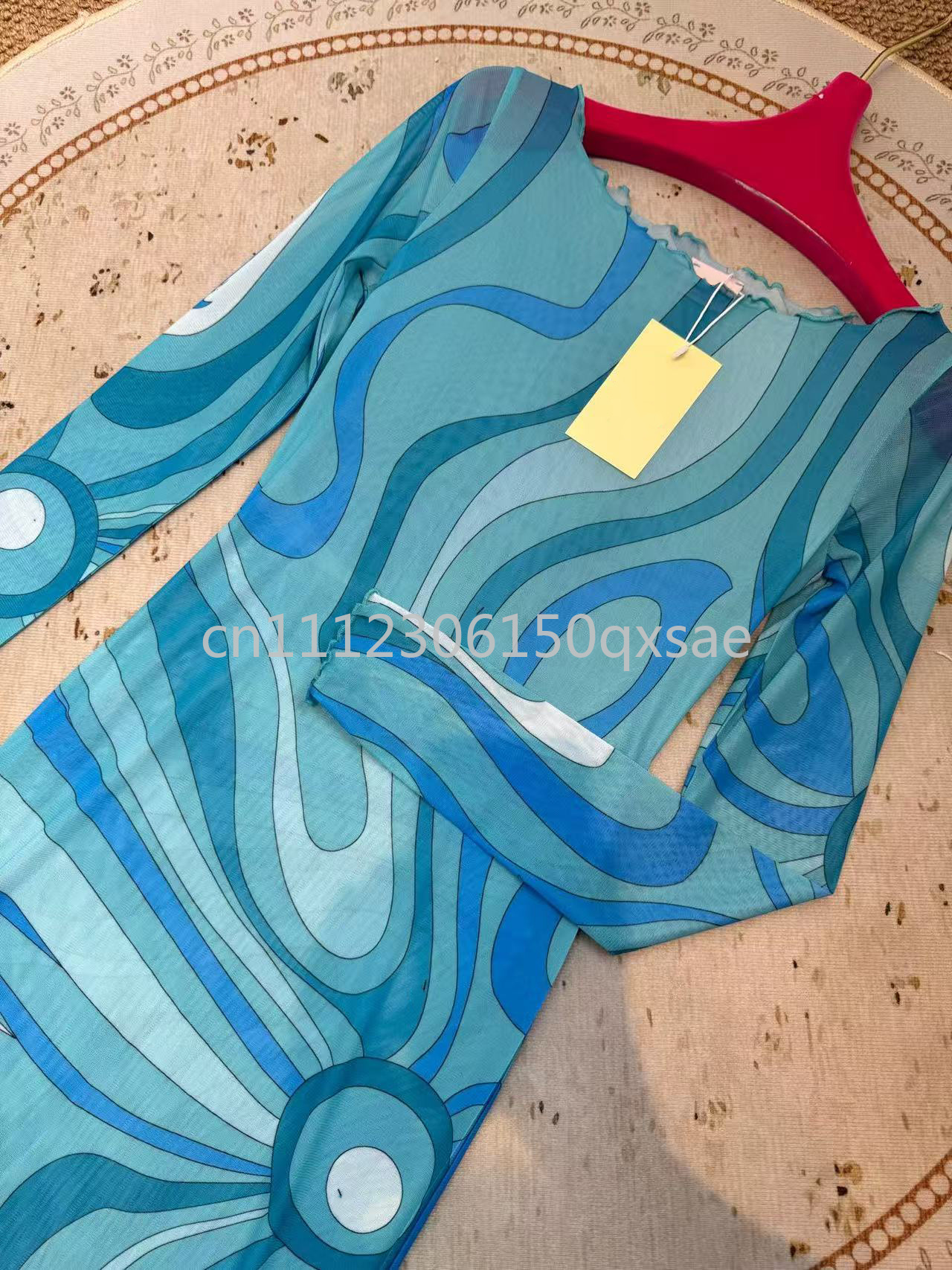 Robes en maille bleues pour femmes, design tendance, avec logo signature du créateur, jupes de marque de luxe, vêtements de plage sexy en maille pour femmes