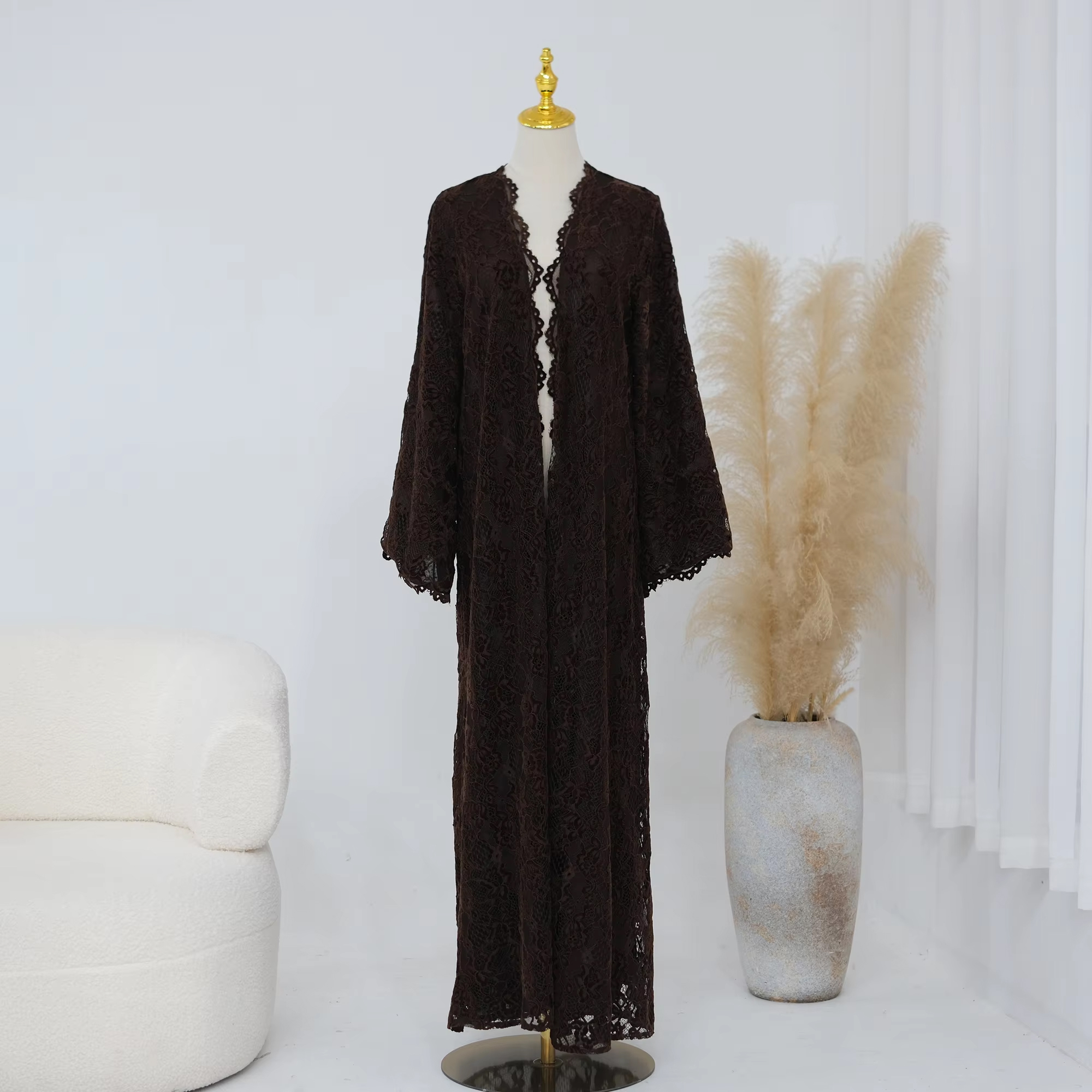 Abaya Modeste Nouvelle Collection Zahraa 2026 – Abaya Ouverte sur le Devant avec Dentelle et Doublure – Robe Cardigan pour Femme pour l'Aïd et le Ramadan