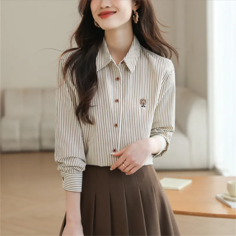 Chemises amples à rayures pour femmes, chemisier brodé, vêtements de printemps et d'automne pour femmes, haut à boutons, mode élégante pour jeunes femmes
