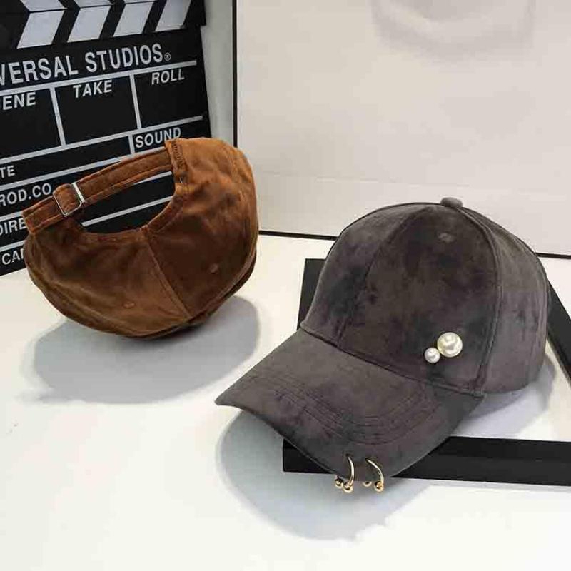 Casquette de Baseball en velours pour femmes, anneau doré, perles, chapeau, accessoires de couvre-chef à la mode, automne et hiver
