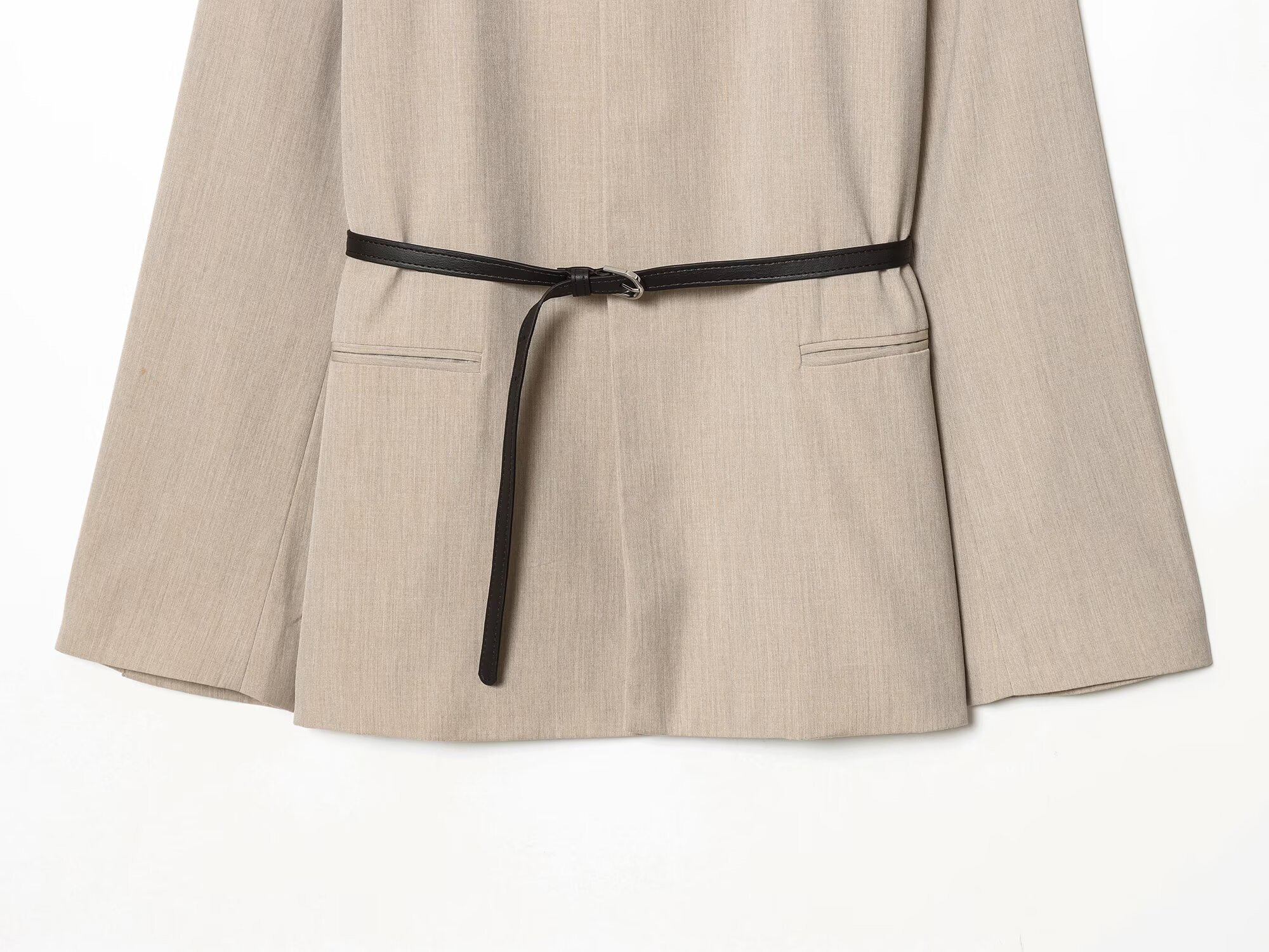 Nouvelle collection printemps de vêtements pour femmes, style décontracté, esthétique chaleureuse et intelligente, avec ceinture et veste de costume.
