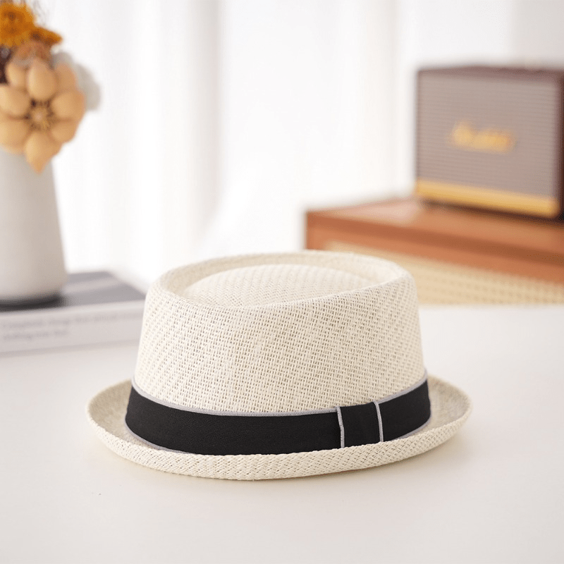 Chapeau de jazz respirant en paille tressée à bord court, style britannique, avec un ruban noir tissé et un motif de chapeau haut-de-forme