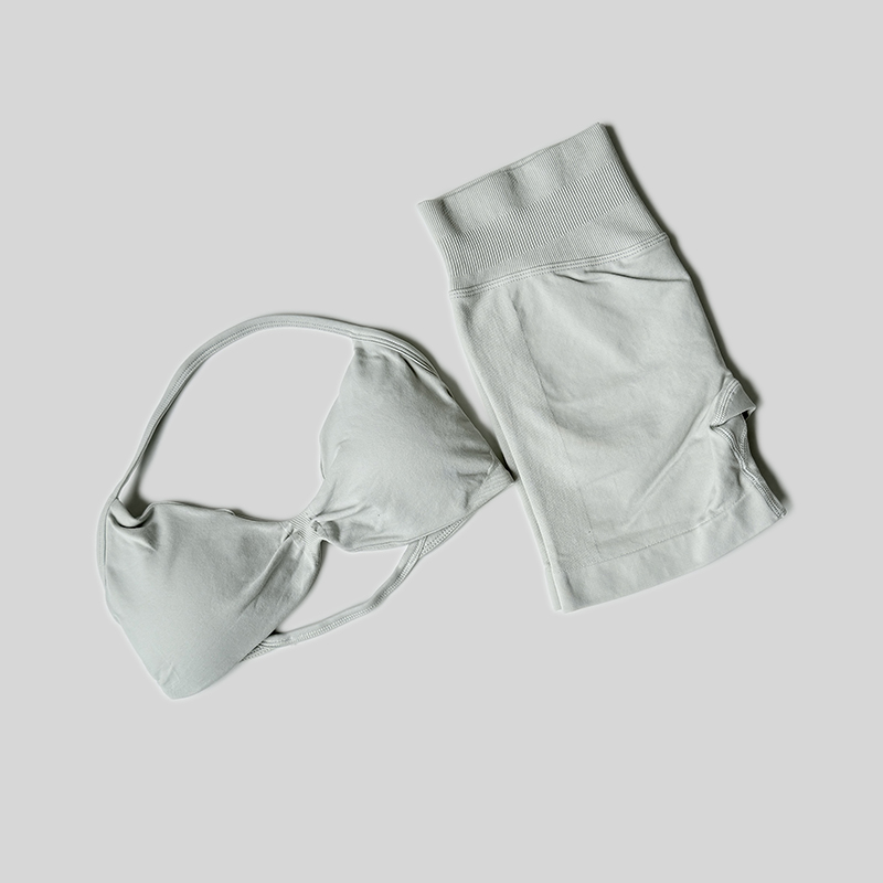 Ensemble de sport WAREBALL pour femme, 2 pièces : débardeur à col halter et short taille haute froncé sans couture, tenue de sport pour l'entraînement