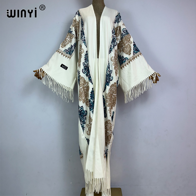 WINYI Manteau long d'hiver pour femmes avec pompon et broderie, robe musulmane, abaya de luxe de Dubaï, kimono féminin du Moyen-Orient