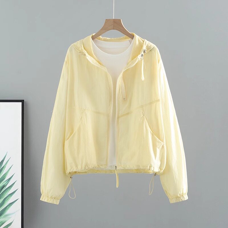 Manteau Femme 2026 Nouvelle Collection Été – Veste Anti-UV Décontractée Ample à Capuche avec Cordon de Serrage Légère et Tendance