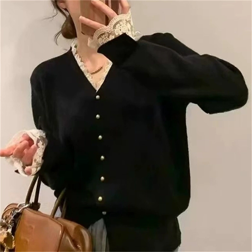 Femmes vêtements automne hiver mode bouton dentelle Patchwork couleur unie tricot femme mince col en v pull Cardigan vêtements hauts
