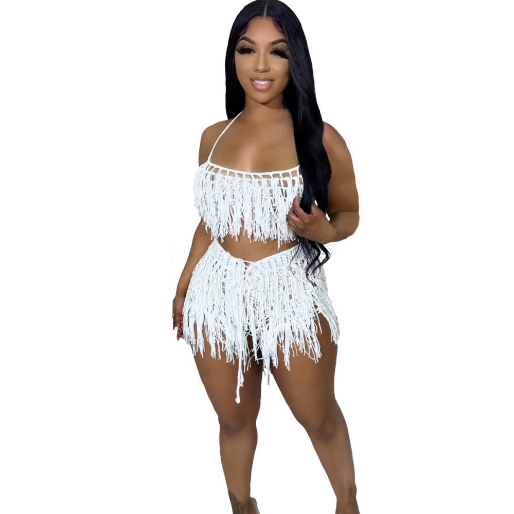 Ensemble de bikini blanc style plage, short de plage avec pompon et couverture transparente, parfait pour des vacances à la plage