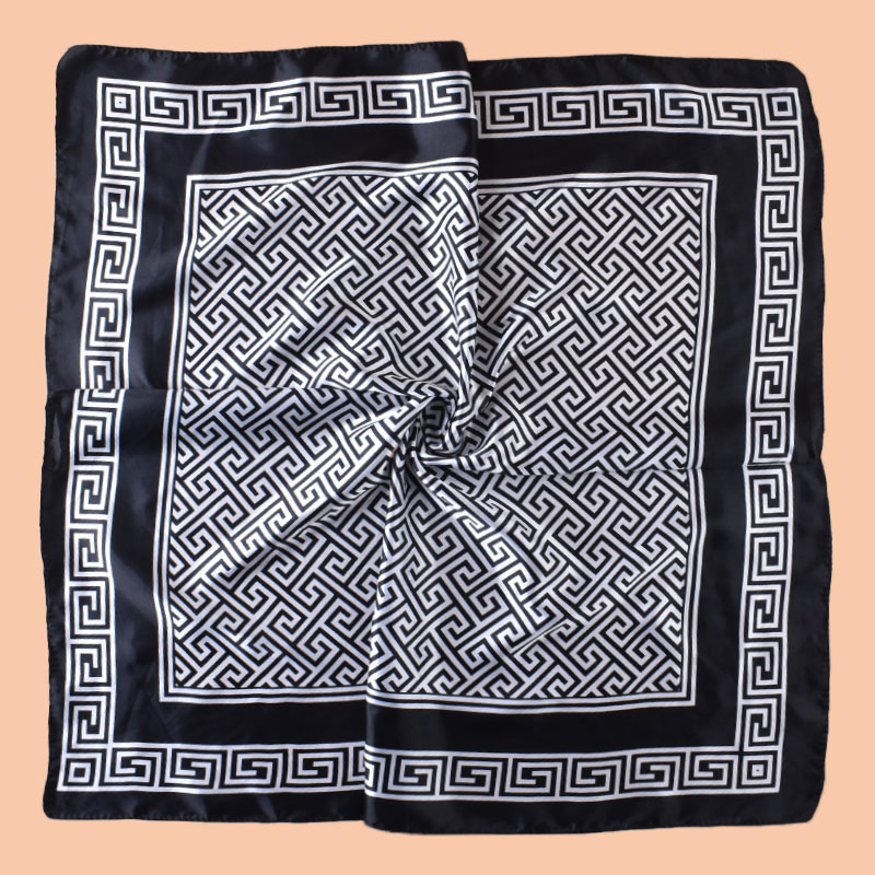 1 pièce Foulard carré en satin à imprimé lettres géométriques pour femme, accessoire de mode printemps, peut être utilisé comme ceinture, sac décoratif ou bandeau en soie