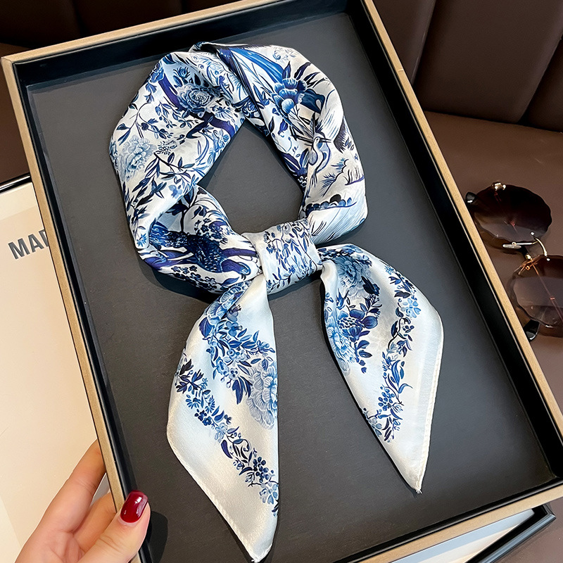 Écharpe d'été en soie imitation pour femme, foulard floral tendance, bandana, hijab, bandeaux, châles carrés, étoles