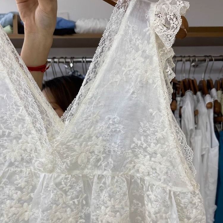 Nouveau débardeur féminin sexy en dentelle jacquard brodée, élégant et délicat, à volants, coupe ajustée, style français, décontracté et féerique