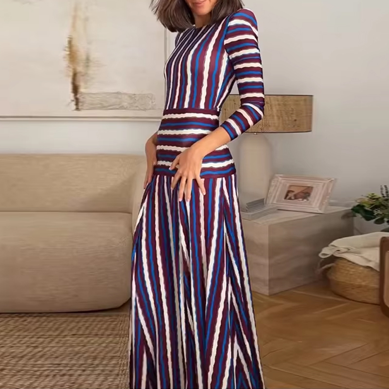Robe longue à taille haute pour l'automne, à rayures vintage imprimées, style bohème, élégante, col rond, manches longues, pour femmes, idéale pour les vacances.
