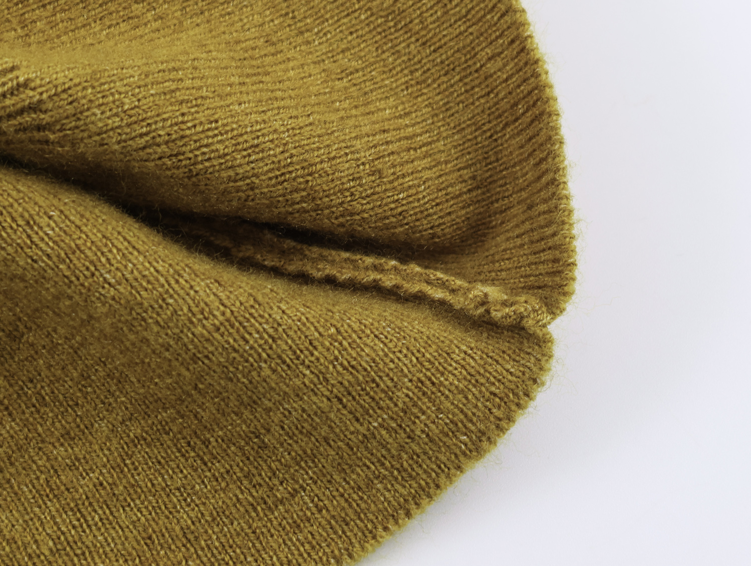 Pull tricoté à manches longues et col une pièce avec ceinture pour femme, nouveau produit d'hiver 2025, Design de vêtements à la mode