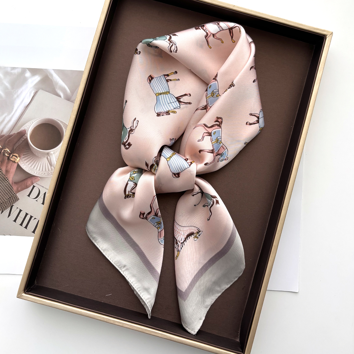 Foulard carré d'été pour femme en satin imitation soie, imprimé de luxe, bandana, décoration, bandeau, écharpe de cou, bandeau pour cheveux