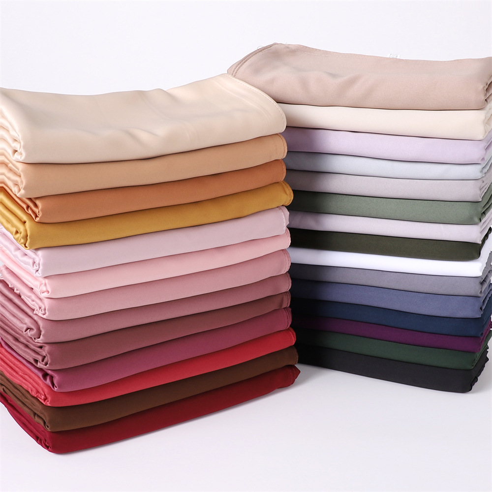 Écharpe Hijab en satin pour femmes musulmanes, châles et enveloppes islamiques de luxe, écharpes longues pour femmes, écharpe de sauna, hijab Premium, 256