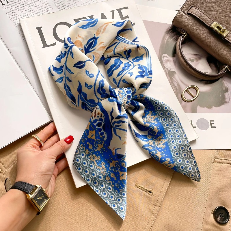 Élégant Foulard Carré en Soie Satinée à Imprimé Floral de Luxe pour Femmes, Multifonctionnel, Foulard de Cou, Bandeau pour Cheveux, Ruban pour Sac, Hijab pour Usage Quotidien