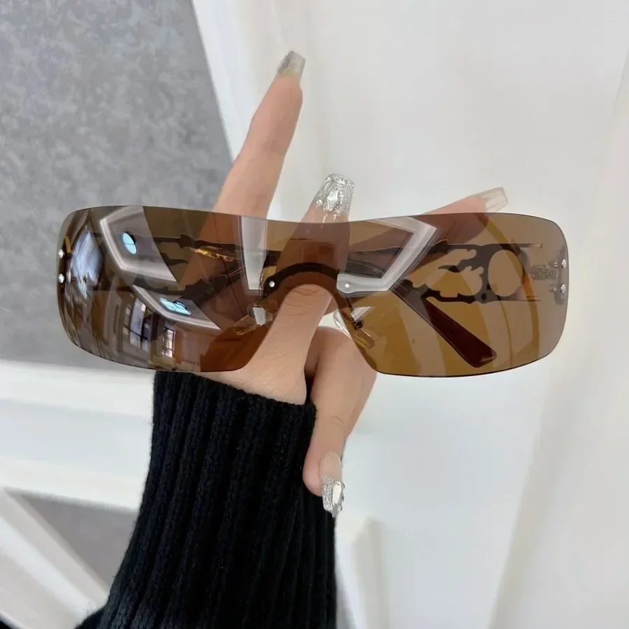 Lunettes de soleil carrées tendance pour femmes et hommes, sans monture, de marque de créateur, confortables pour les voyages et les activités de plein air