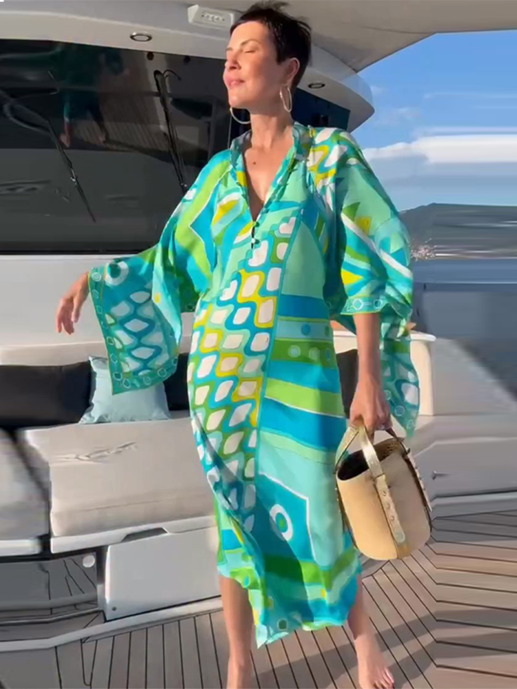 Robe de plage ample pour femme, imprimé géométrique tendance, col montant, manches larges boutonnées, collection été 2026