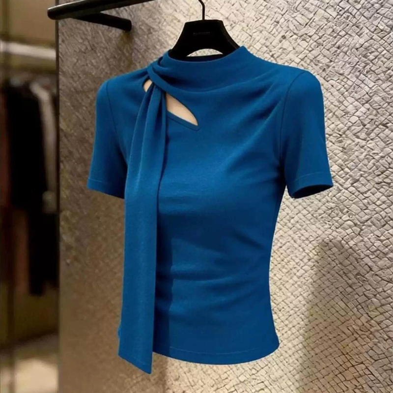 Nouveaux T-shirts d'été à manches courtes, coupe ajustée, ajourés, unis, col rond, style simple et élégant, sexy et tendance pour femmes
