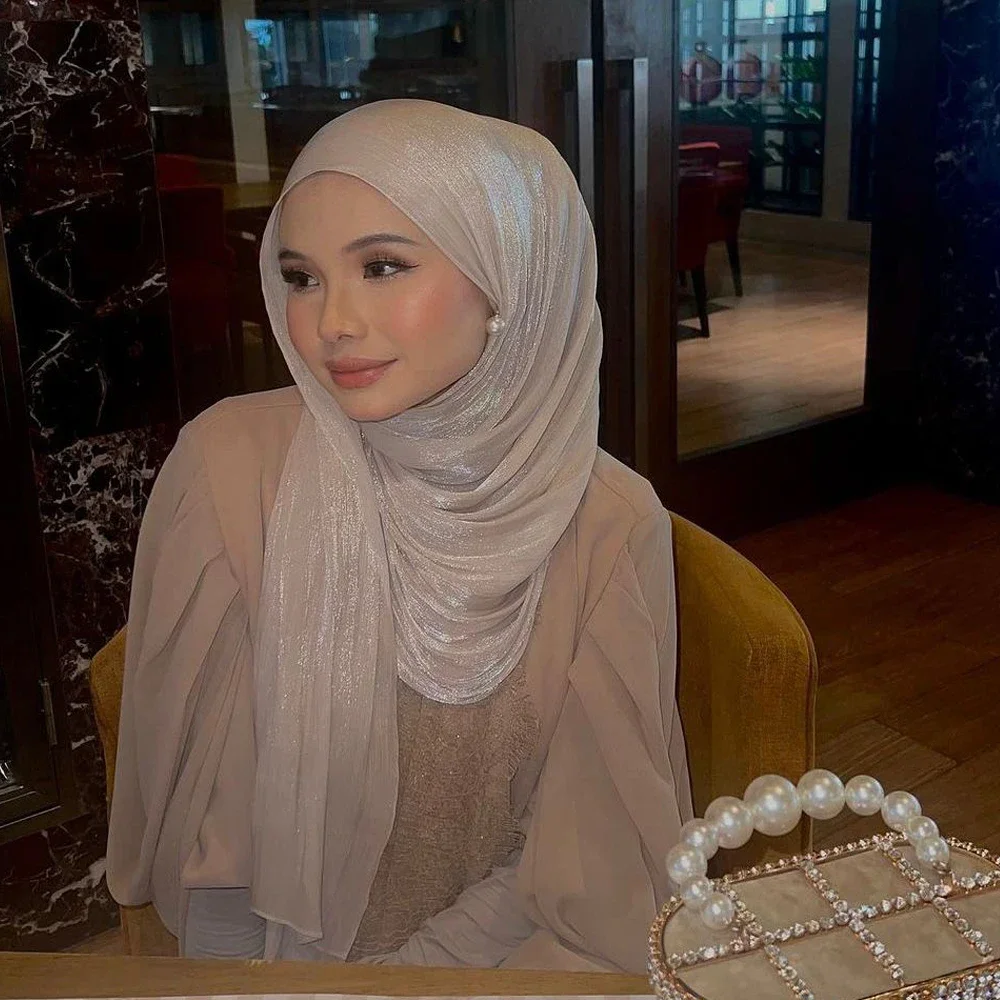 Nouveau Premium soie froissé Hijab écharpe femmes châles plaine femmes musulmanes Hijabs respirant Islam femmes Turban plissé écharpe Ramadan