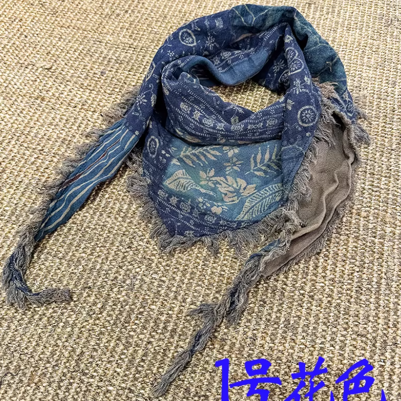 Écharpe polyvalente quatre saisons d'art vintage avec écharpe triangulaire imprimée à bord poilu pour femme