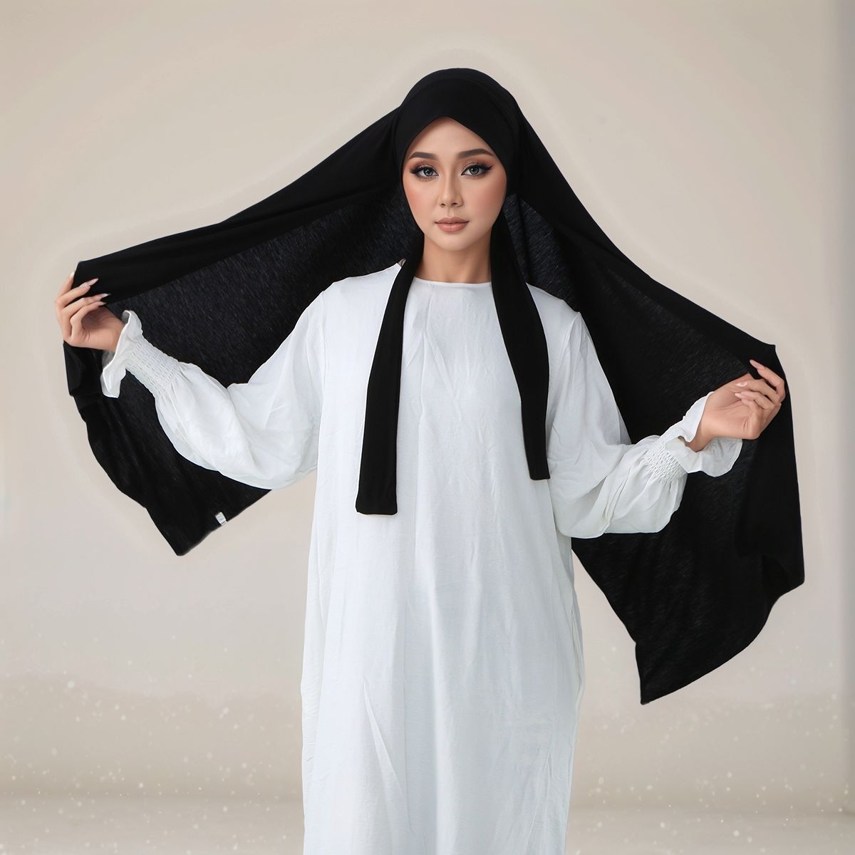 Nouvelle élasticité Modal Jersey Hijab instantané avec sangles femme musulmane Hijab doux solide chapeaux Turban Islam malaisie foulard