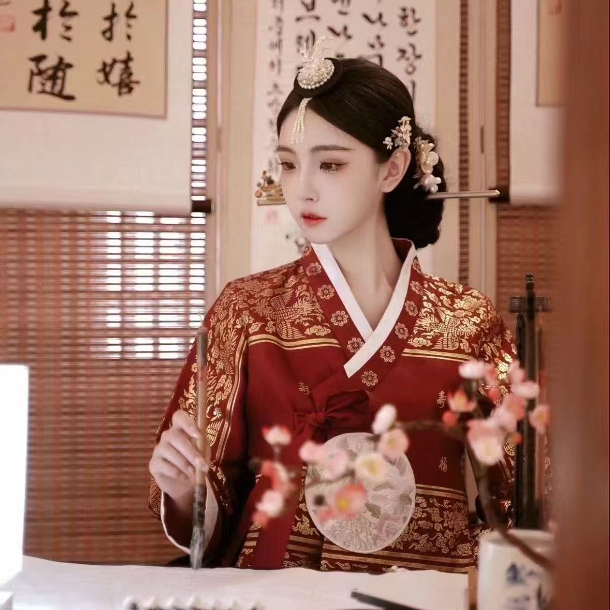 Costume traditionnel coréen Hanbok de Style Court pour femmes, robe de photographie de mariage de voyage Yanji plaquée argent et or, haut de gamme