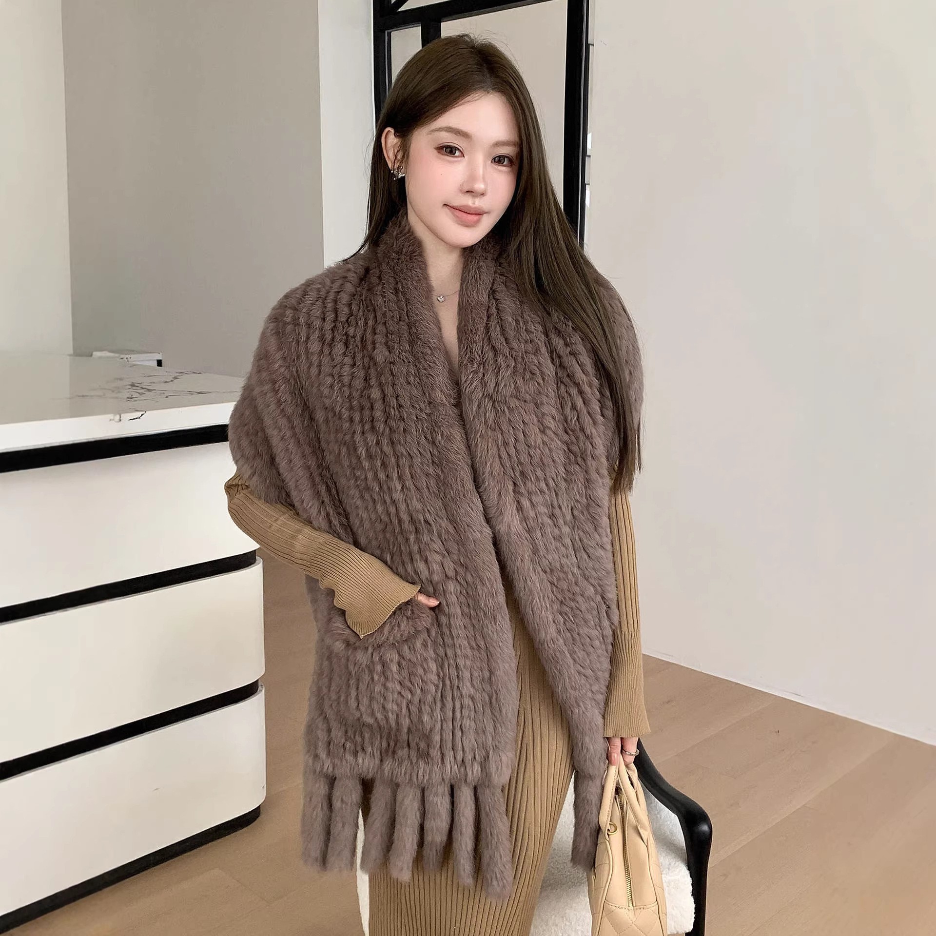 Femmes réel lapin fourrure châle avec gland longue femme offre spéciale mode luxe véritable fourrure Wrap femme Cape