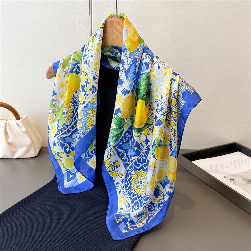 Foulard carré de luxe en soie pour femmes, style bohème, arbre à citron, imprimé Floral, châle, accessoire de mode, cravate pour cheveux, Bandana Hijab, 70x70cm